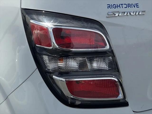 2018 Chevrolet Sonic LT Auto