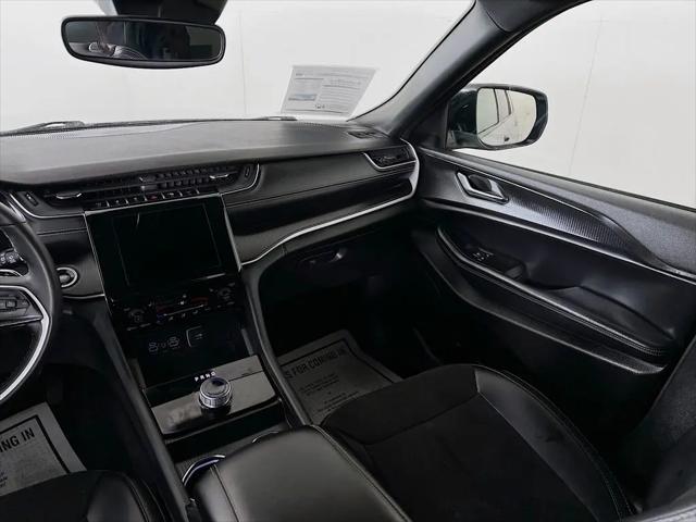 2024 Jeep Grand Cherokee L Altitude 4x4