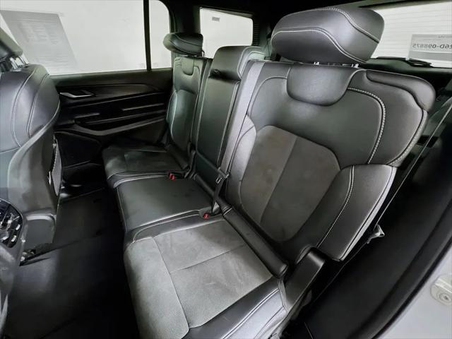 2024 Jeep Grand Cherokee L Altitude 4x4
