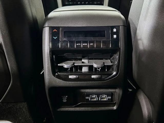 2024 Jeep Grand Cherokee L Altitude 4x4