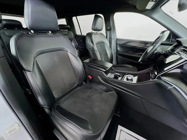 2024 Jeep Grand Cherokee L Altitude 4x4