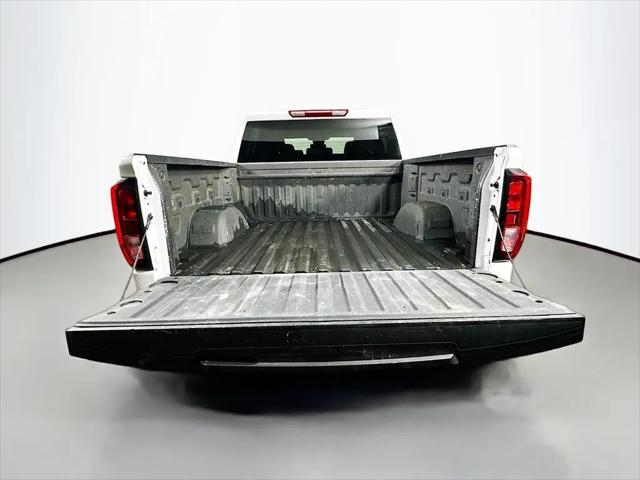 2026 GMC Sierra 1500 Crew Cab, Short Bed, Pro, 4WD