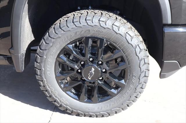 2026 Chevrolet Silverado 2500HD Crew Cab, Standard Bed, High Country, 4WD