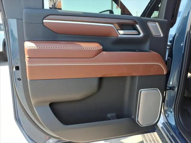 2026 GMC Sierra 2500HD Crew Cab, Standard Bed, Denali Ultimate, 4WD