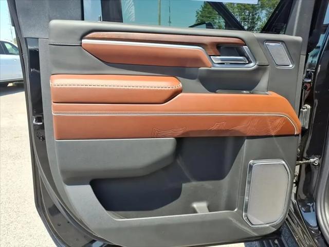 2026 GMC Sierra 2500HD Crew Cab, Standard Bed, Denali Ultimate, 4WD