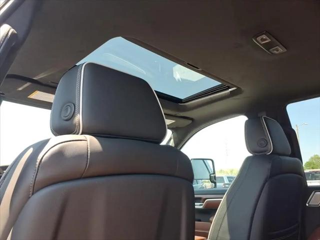2026 GMC Sierra 2500HD Crew Cab, Standard Bed, Denali Ultimate, 4WD
