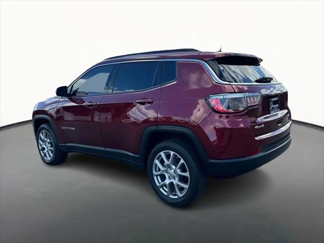 2022 Jeep Compass Latitude Lux 4x4