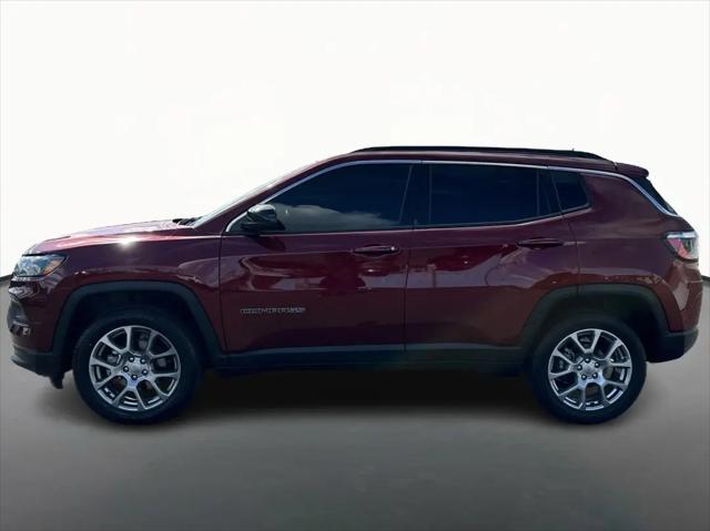 2022 Jeep Compass Latitude Lux 4x4