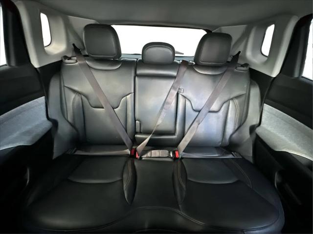 2022 Jeep Compass Latitude Lux 4x4