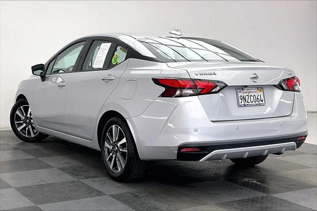 2021 Nissan Versa SV Xtronic CVT