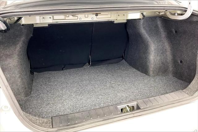2021 Nissan Versa SV Xtronic CVT