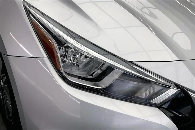 2021 Nissan Versa SV Xtronic CVT