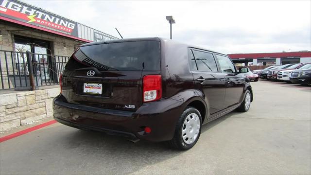 2015 Scion xB Base