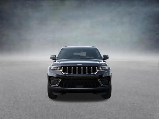 2026 Jeep Grand Cherokee Altitude 4x2