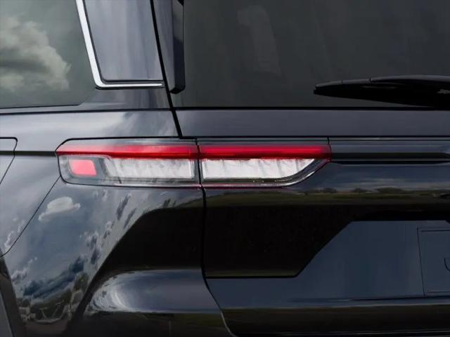 2026 Jeep Grand Cherokee Altitude 4x2