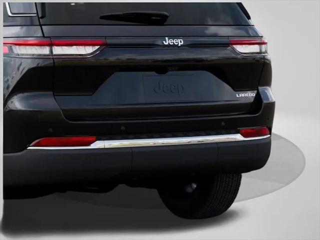 2026 Jeep Grand Cherokee Altitude 4x2