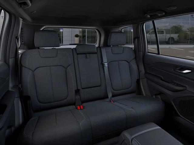 2026 Jeep Grand Cherokee Altitude 4x2