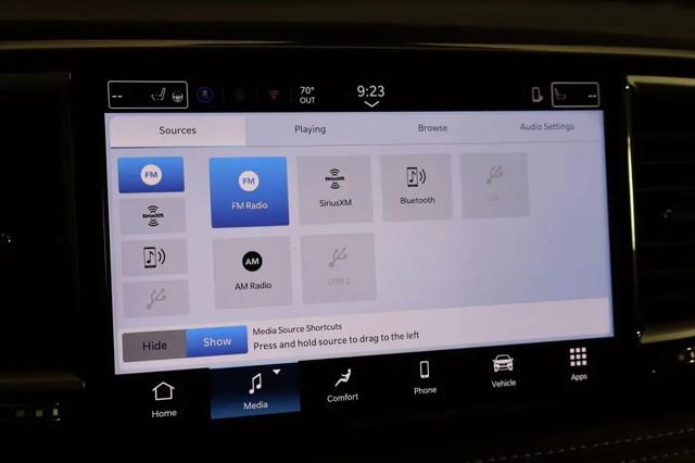 2026 Chrysler Pacifica Select