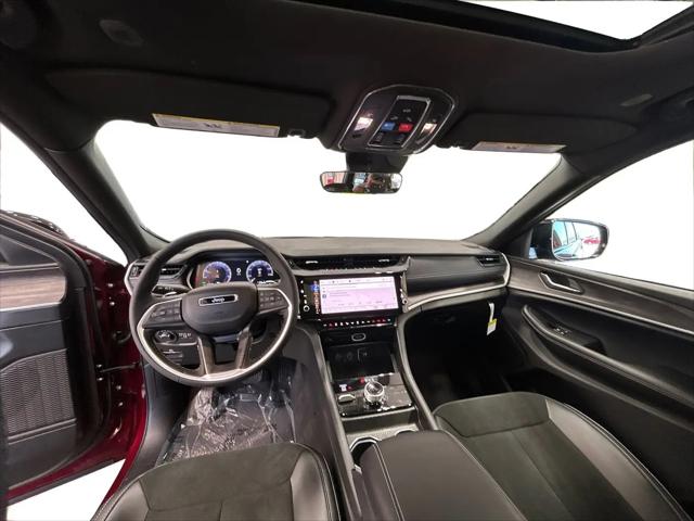 2026 Jeep Grand Cherokee L Altitude 4x4