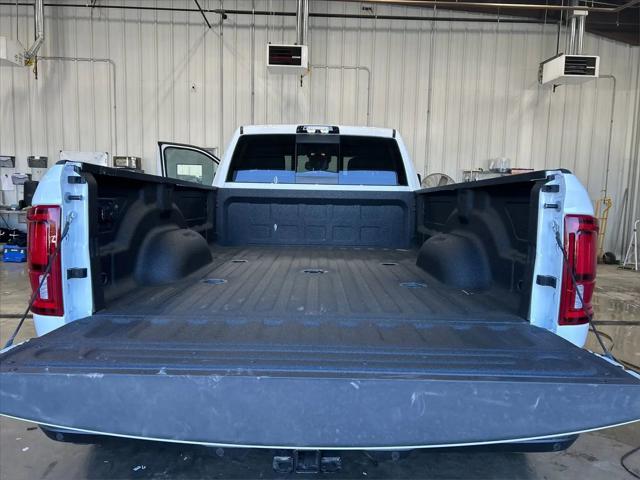 2026 Ram 3500 Tradesman Crew Cab 4x4 8' Box