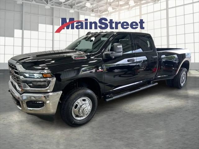 2026 Ram 3500 Tradesman Crew Cab 4x4 8' Box for sale in Lansing, KS