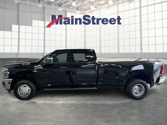 2026 Ram 3500 Tradesman Crew Cab 4x4 8' Box