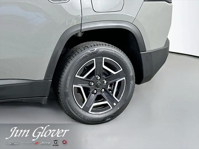 2026 Jeep Cherokee Laredo 4x4