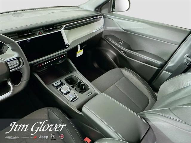 2026 Jeep Cherokee Laredo 4x4