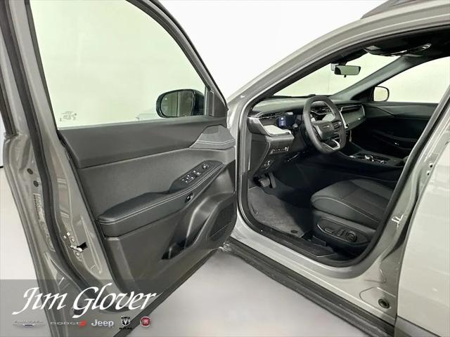 2026 Jeep Cherokee Laredo 4x4