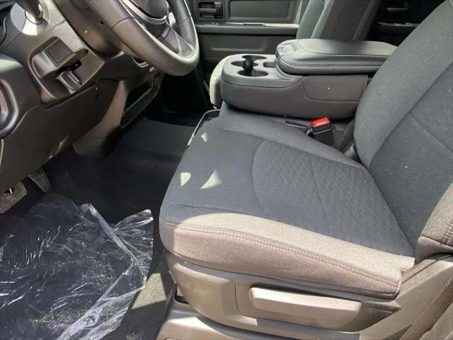 2026 Ram 3500 Tradesman Crew Cab 4x4 8' Box