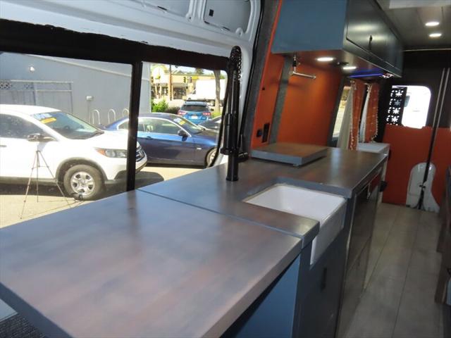 2023 Mercedes-Benz Sprinter 2500 High Roof 4-Cyl Diesel HO