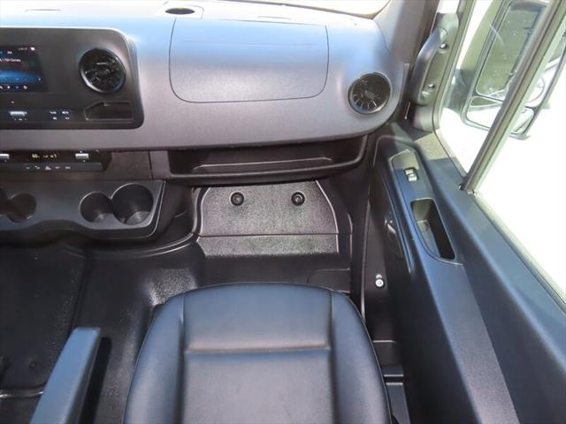 2023 Mercedes-Benz Sprinter 2500 High Roof 4-Cyl Diesel HO