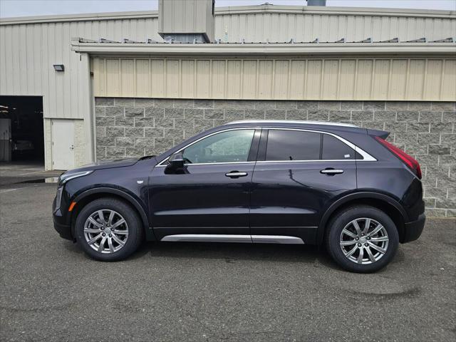 2023 Cadillac XT4 AWD Premium Luxury