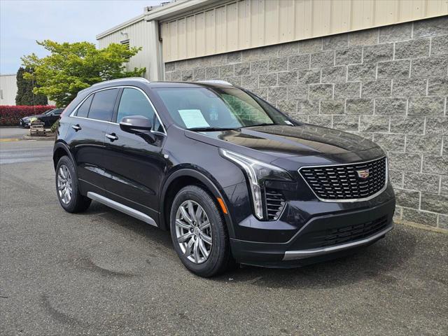 2023 Cadillac XT4 AWD Premium Luxury