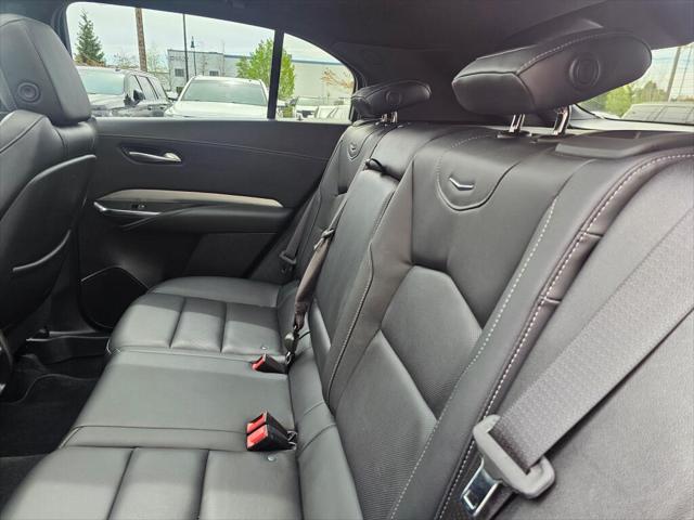 2023 Cadillac XT4 AWD Premium Luxury