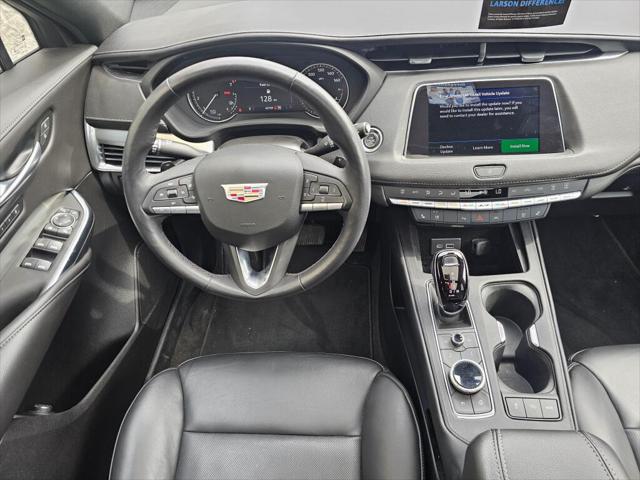 2023 Cadillac XT4 AWD Premium Luxury