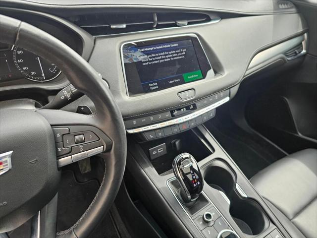 2023 Cadillac XT4 AWD Premium Luxury