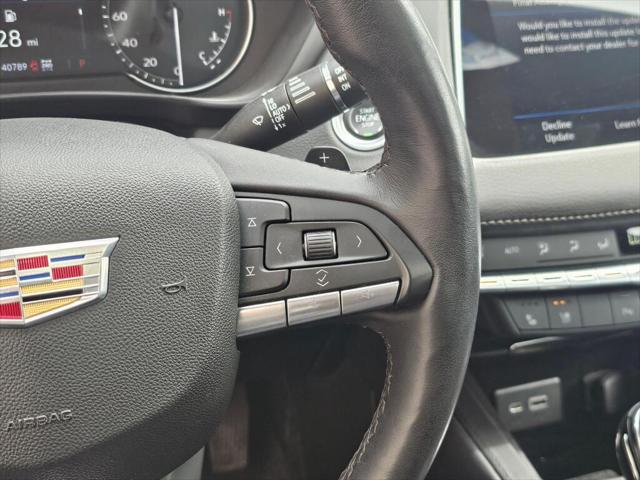 2023 Cadillac XT4 AWD Premium Luxury