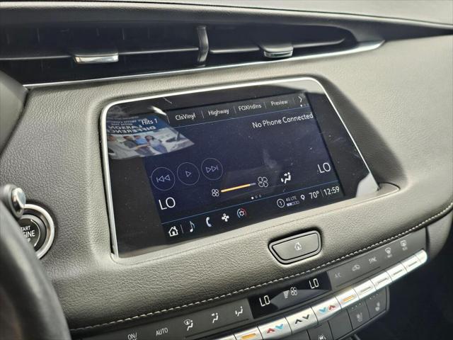 2023 Cadillac XT4 AWD Premium Luxury