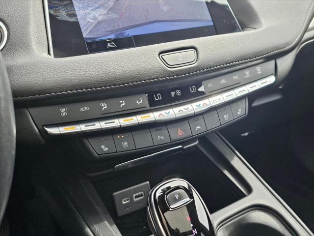 2023 Cadillac XT4 AWD Premium Luxury