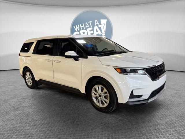 2024 Kia Carnival MPV LX Seat Package