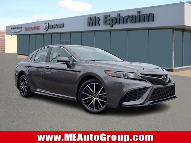 2023 Toyota Camry SE AWD