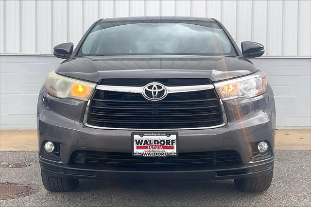 2016 Toyota Highlander LE Plus V6 2016 Toyota Highlander LE Plus V6