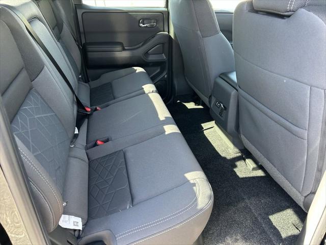 2026 Nissan Frontier Crew Cab SV 4x2