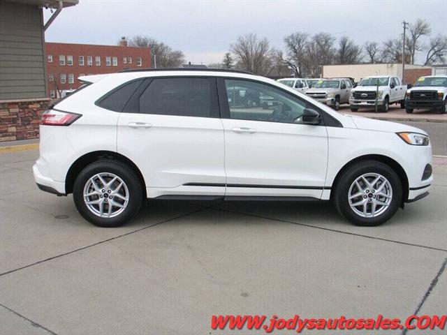 2024 Ford Edge SE