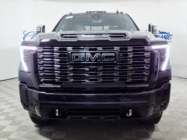 2026 GMC Sierra 2500HD Crew Cab, Standard Bed, Denali Ultimate, 4WD