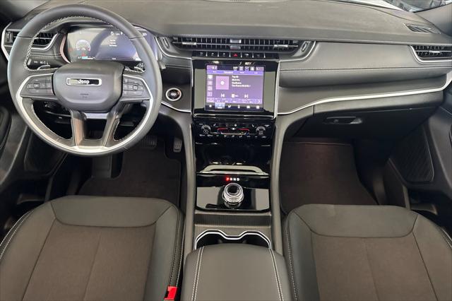 2026 Jeep Grand Cherokee Altitude 4x4