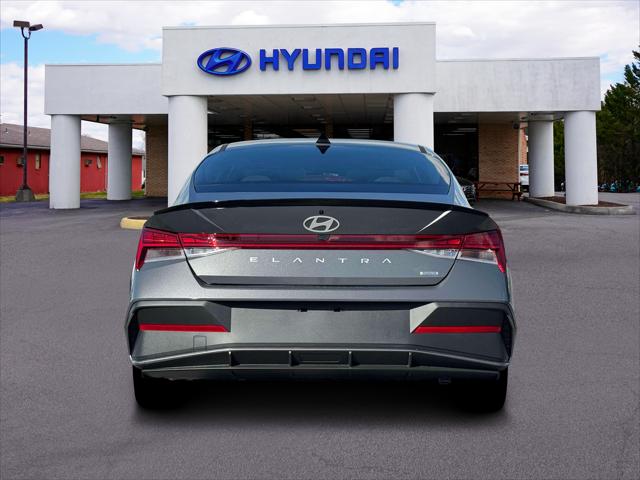 2026 Hyundai Elantra Hybrid SEL Sport