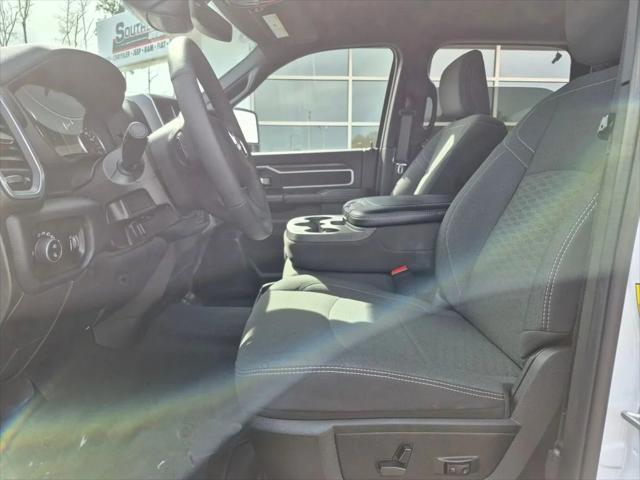 2025 RAM 2500 Big Horn Crew Cab 4x4 64 Box