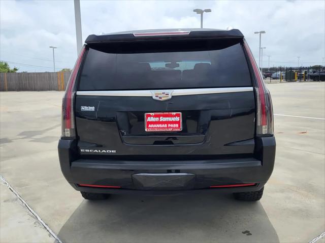 2018 Cadillac Escalade Standard